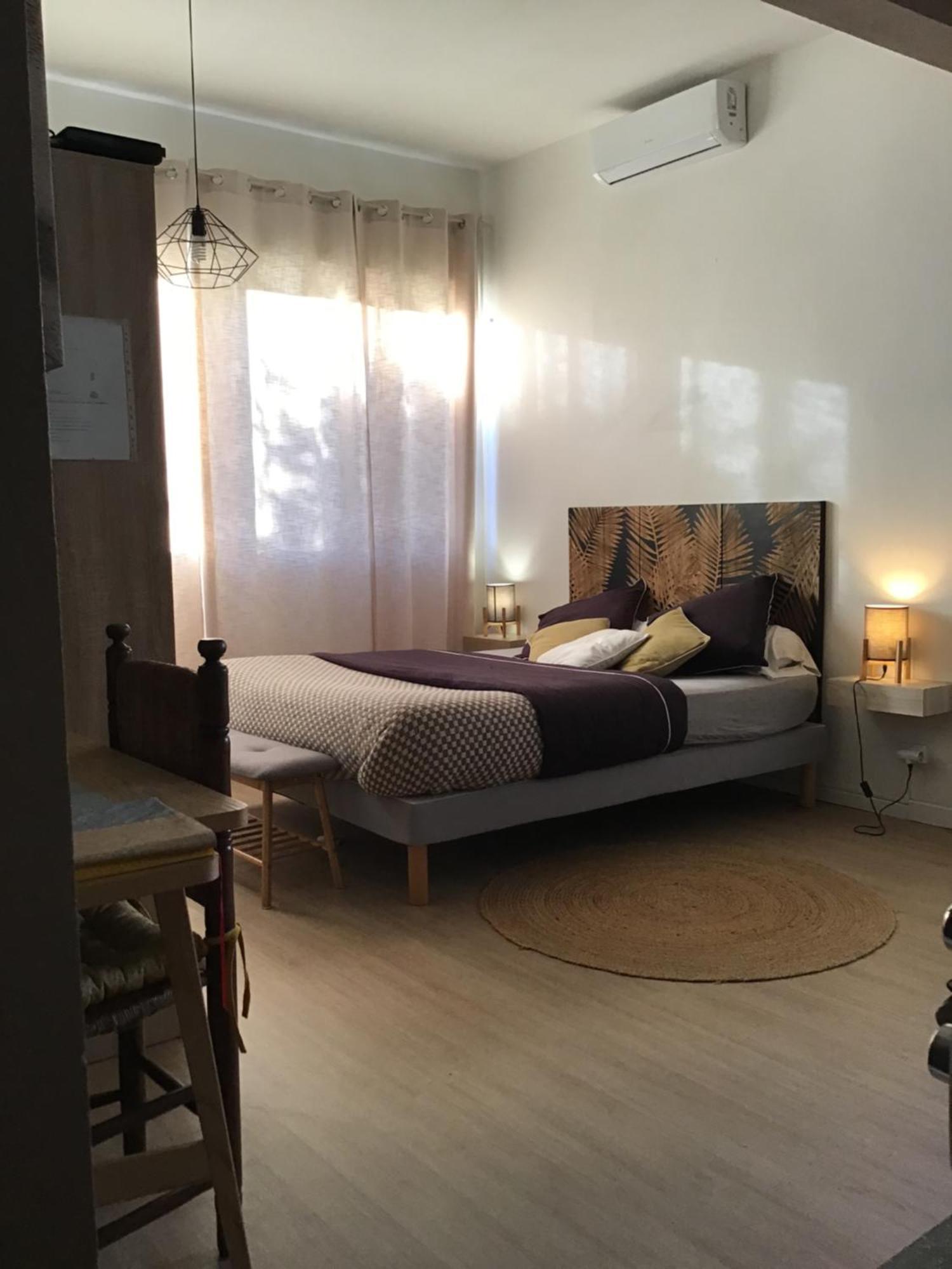 Studio Cosy Avec Piscine Dans Une Villa Сен-Дені Екстер'єр фото