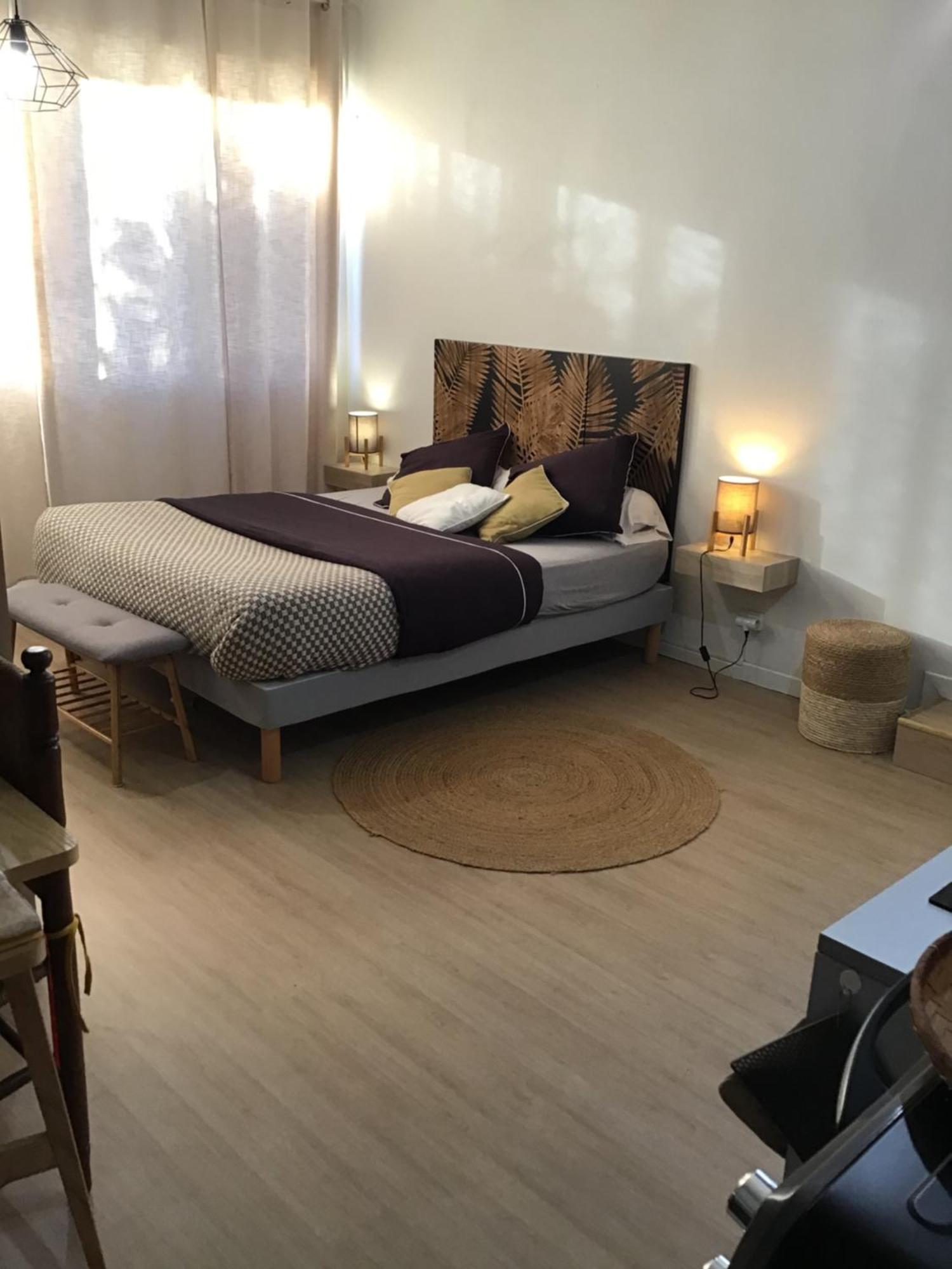 Studio Cosy Avec Piscine Dans Une Villa Сен-Дені Екстер'єр фото